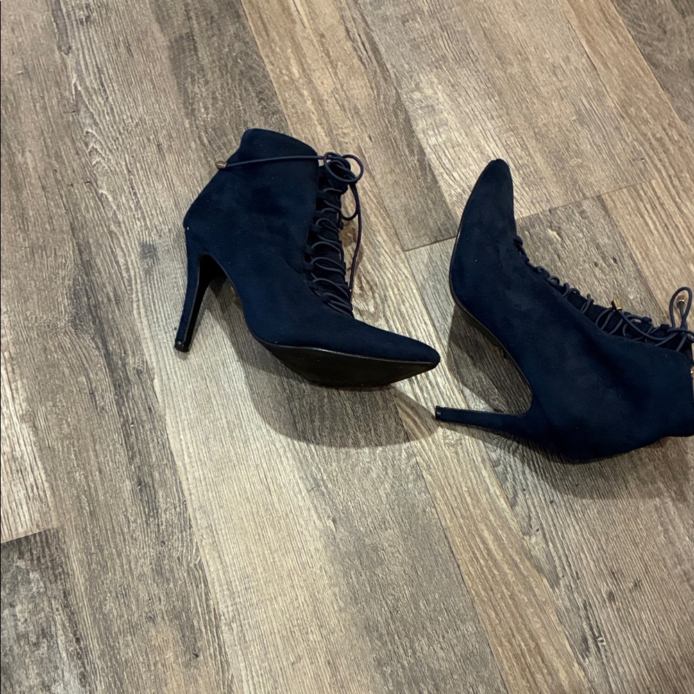 Suede Witchy Navy Lace-Up Side Zip 4” Heel Pointy Victorian Ankle Booties Sz 8